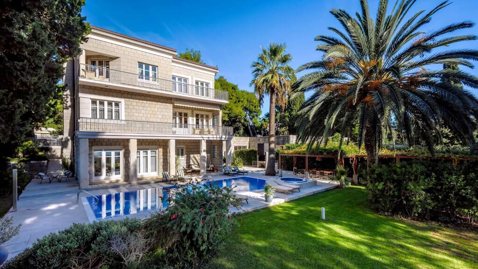 Exclusive Seafront Villa 5 Bedrooms Villa Mestro Outdoor Pool Magical Sea Views Split 0*,